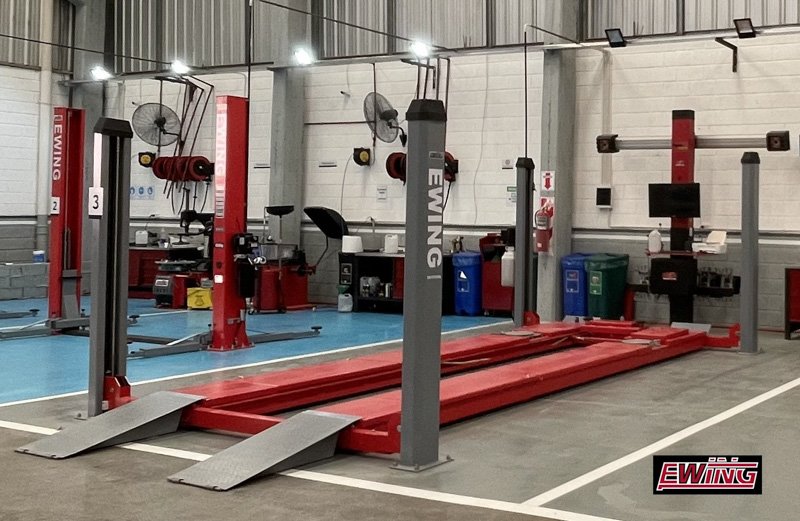 Elevador 4 columnas EW-FP5000 de EWING 