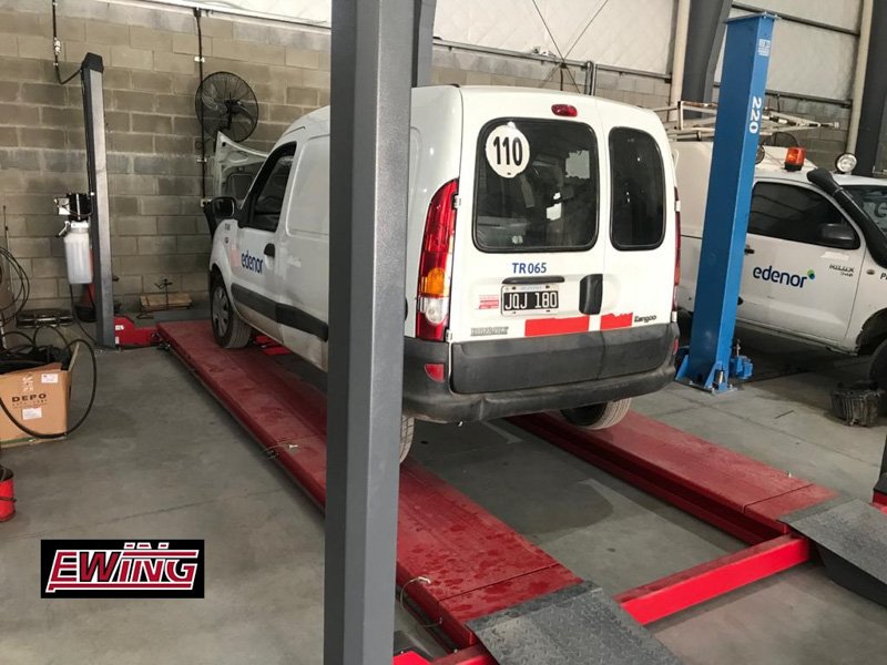 Elevador 4 columnas EW-FP5000 de EWING 