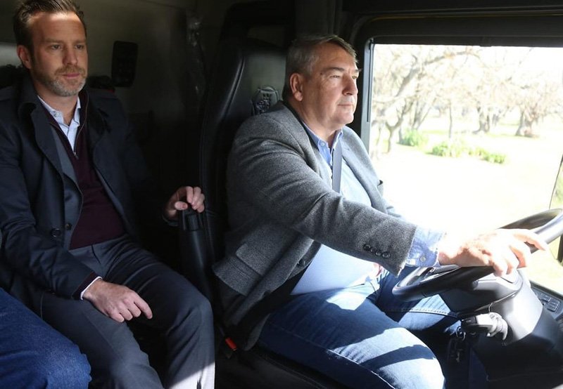 Mujeres al transporte de cargas