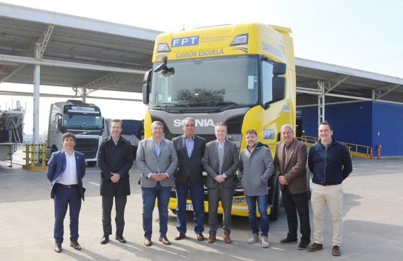 Mujeres al transporte de cargas