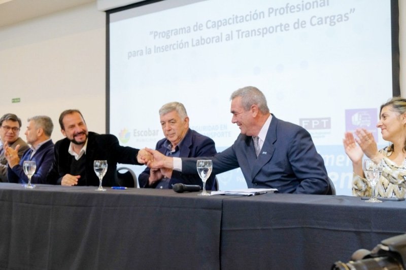 Curso de Conducción Profesional para Transporte de Cargas