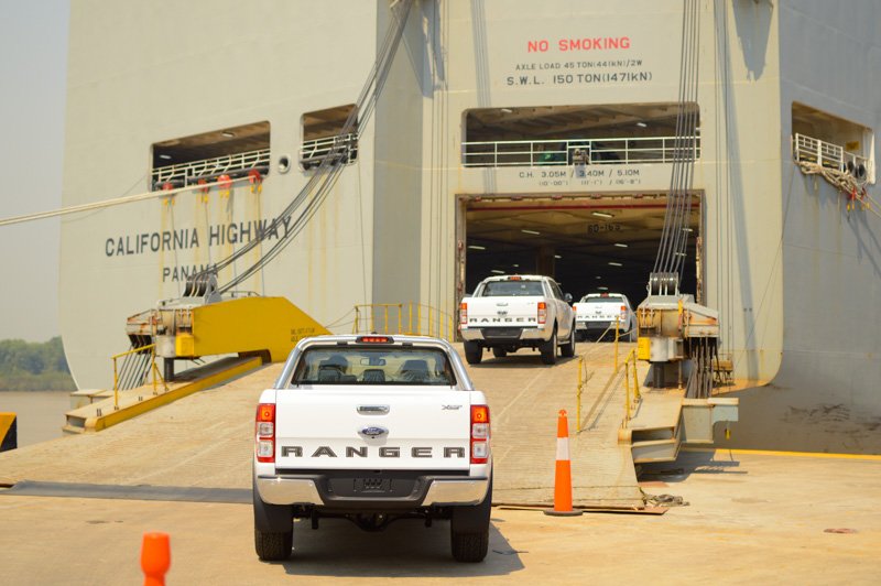 Los fabricantes buscan más exportaciones