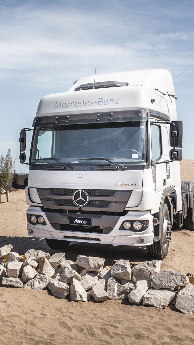 Mercedes-Benz Atego 1729, en la costa