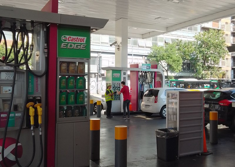 Celulares en Estaciones de Servicio