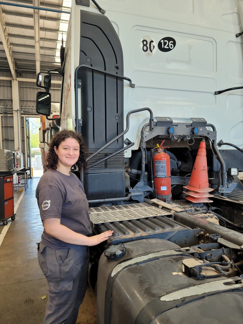 Mujeres en la Industria Automotriz