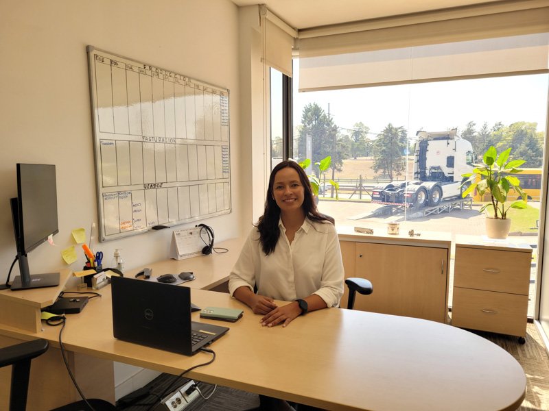 Mujeres en la Industria Automotriz