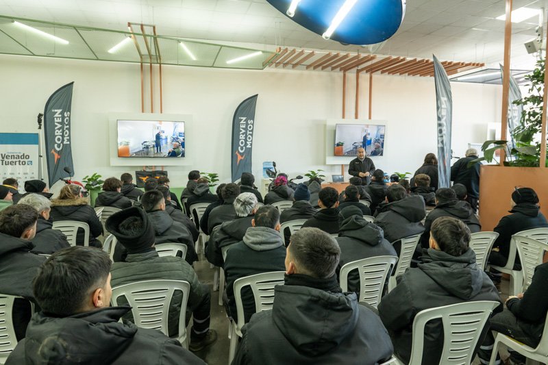 Corven Motos capacita sobre seguridad vial