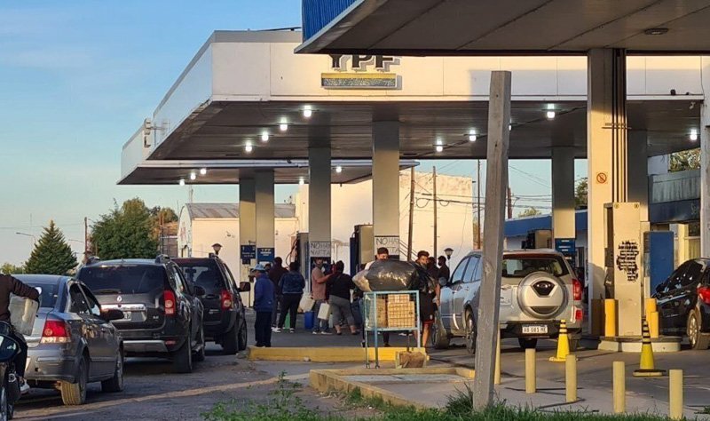 Estaciones de Servicio fronterizas saturadas de extranjeros