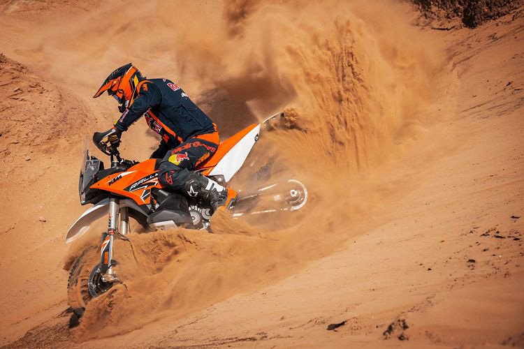 La KTM 890 Adventure R Rally 2024