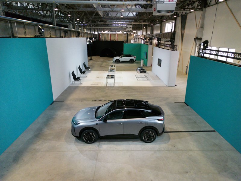 Peugeot E-3008 develación global