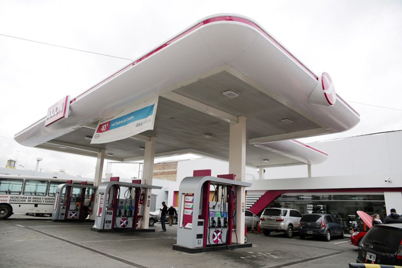 Precios de los combustibles, atrasados un 45%