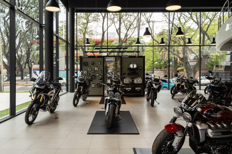 Triumph inaugura un concesionario en San Isidro