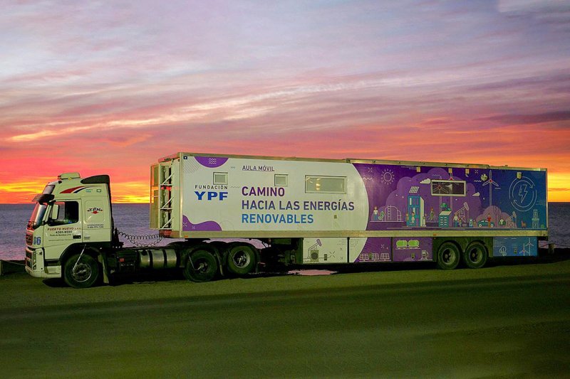 Fundación YPF aula móvil de Energías Renovables