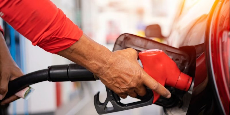 Desplome de Ventas de Combustibles