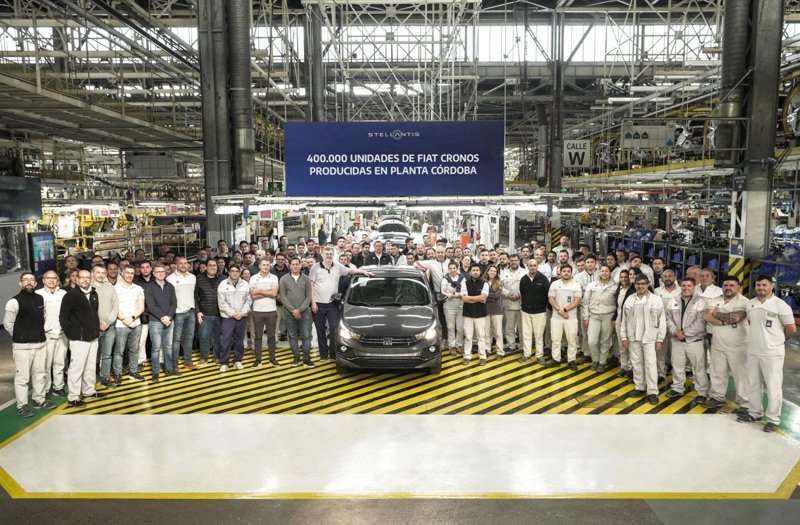 ''Un ícono nacional con 400.000 unidades y liderazgo''