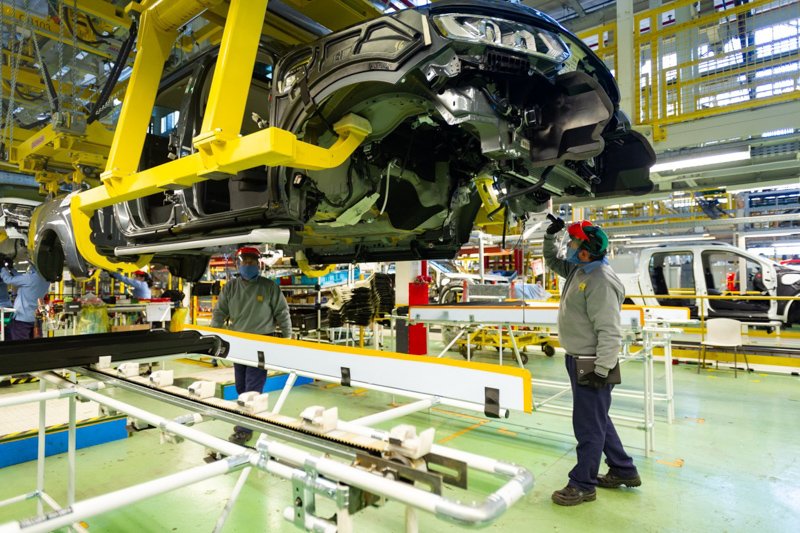 Mejora intermensual en la producción automotriz