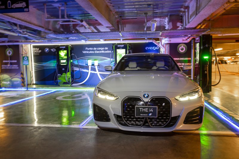 BMW Group invertirá en red de carga pública en Latinoamérica