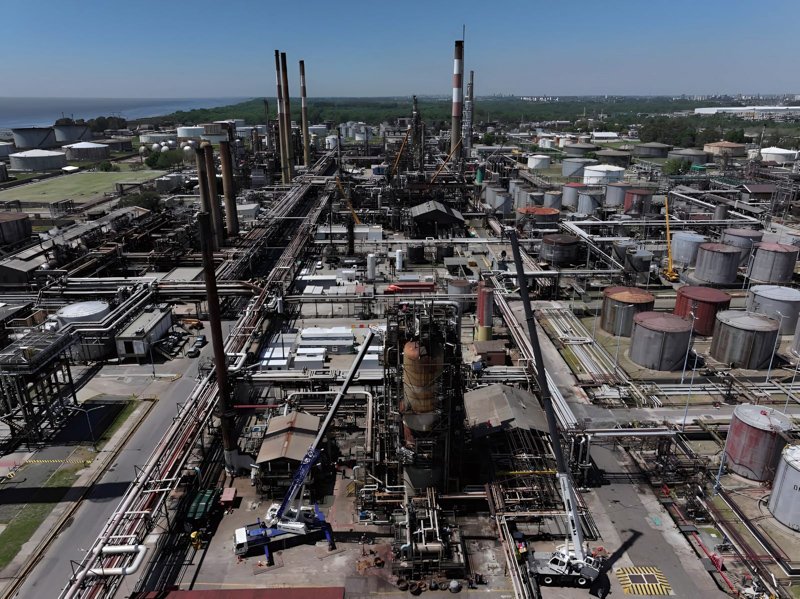 Raízen Argentina certifica producción de diésel renovable