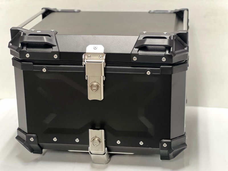 Okinoi lanza su nueva línea de bauleras de aluminio