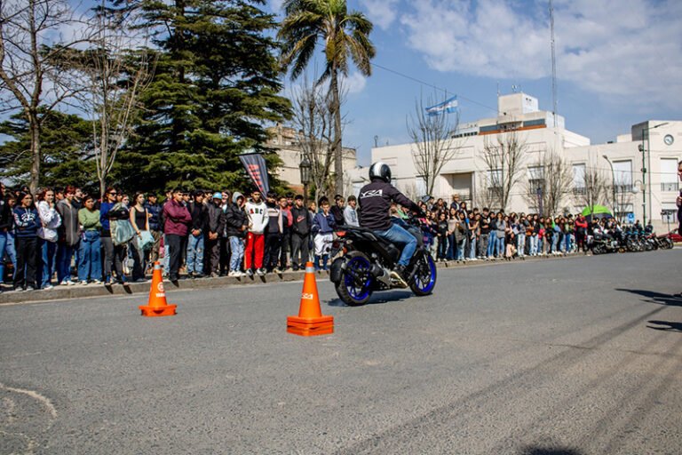 Yamaha promueve la seguridad vial en Dolores, Buenos Aires