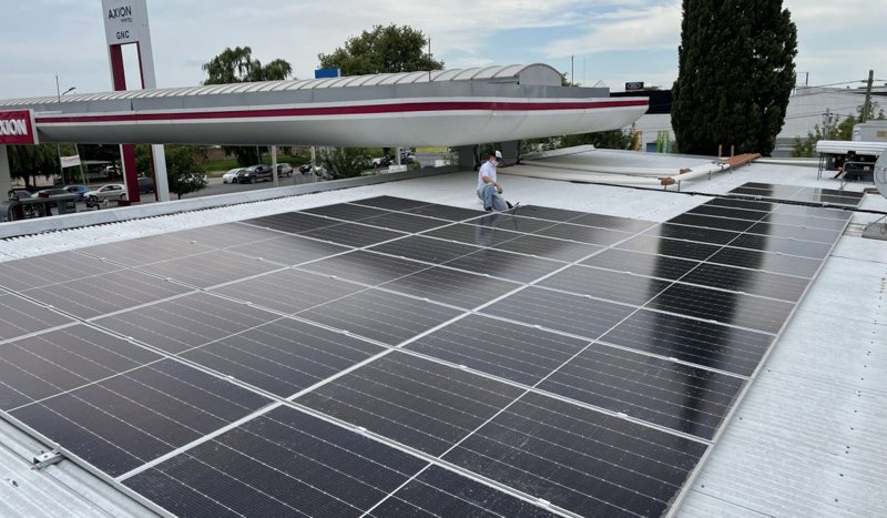 Ahorro energético solar para Estaciones de Servicio