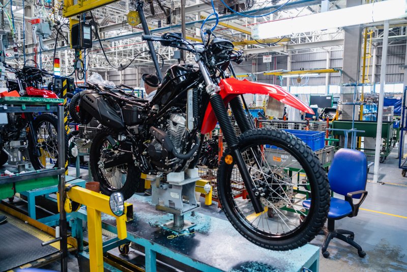 Honda lanza la XR300L Tornado