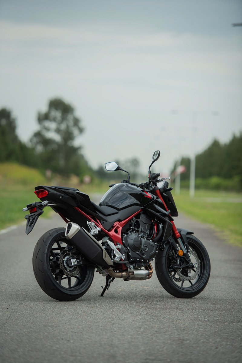 Financiación especial de Honda para la CB750 Hornet