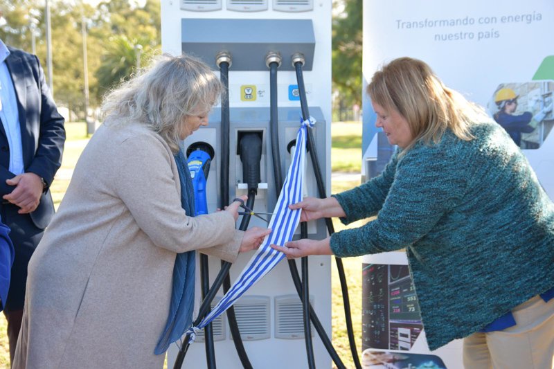 UTE impulsa la movilidad eléctrica con 370 nuevos cargadores