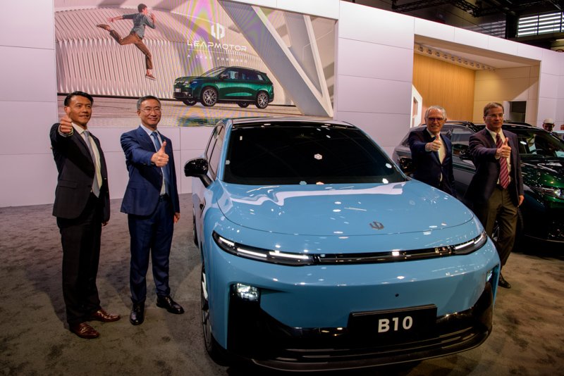 Innovaciones eléctricas en el Salón del Automóvil 2024