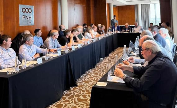 Estacioneros debaten estrategias ante caída de ventas de GNC