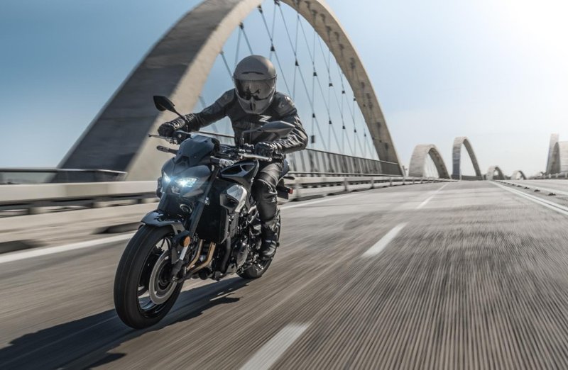 Kawasaki Z900: Innovaciones tecnológicas y diseño actualizado