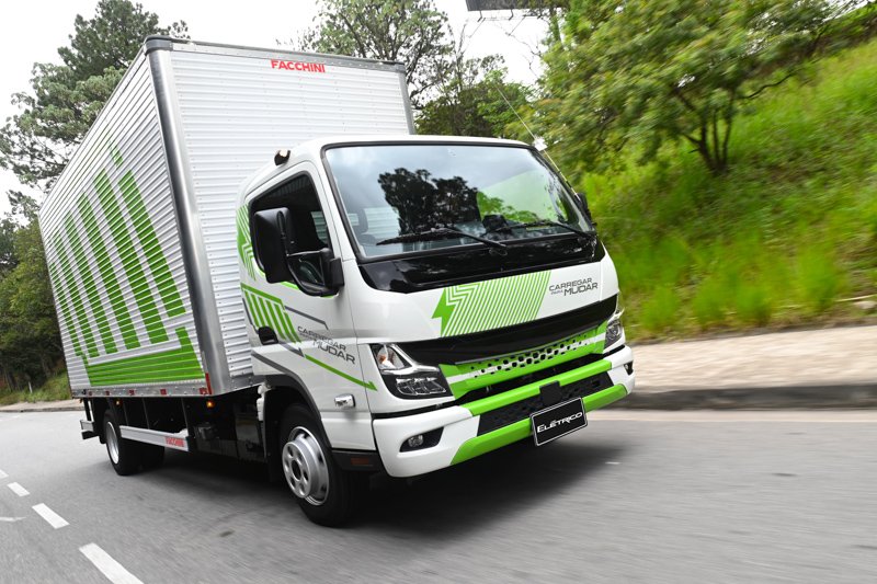 Mercedes-Benz Camiones y Buses en Fenatran 2024