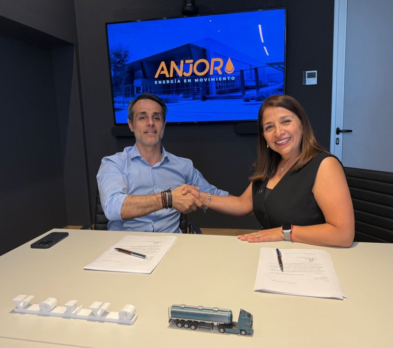 Volvo y Anjor sellan una alianza estratégica