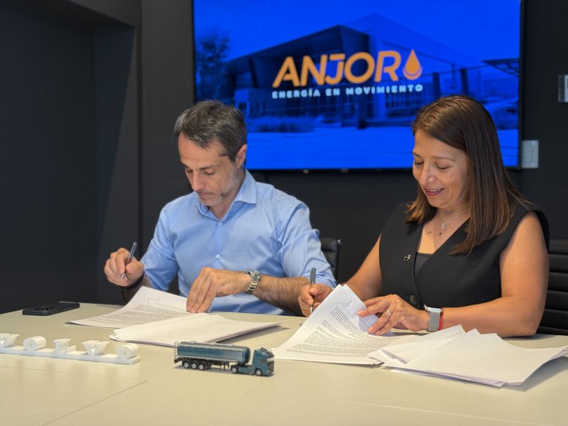 Volvo y Anjor sellan una alianza estratégica