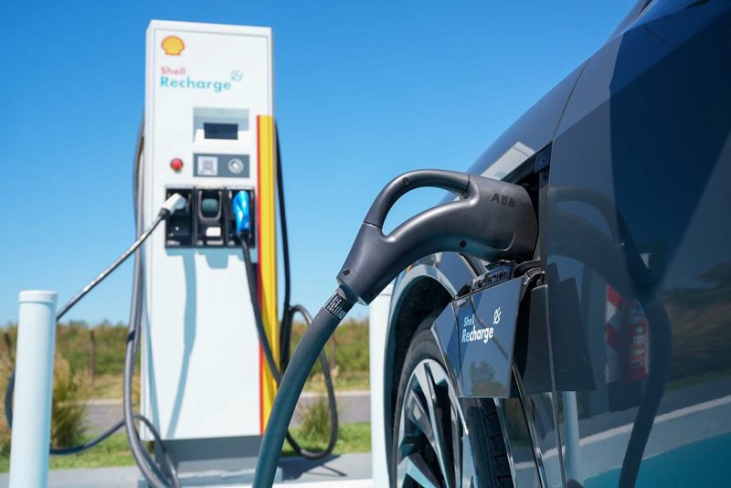 Expansión de Shell Recharge en la Ruta Nacional 9