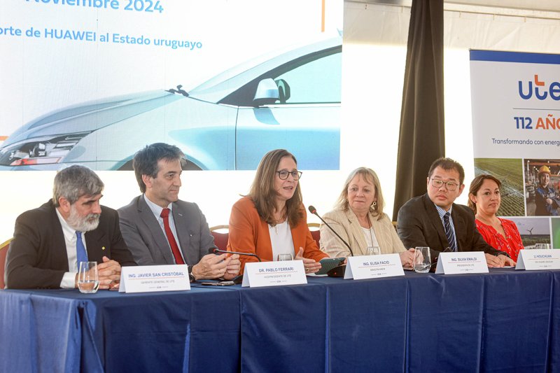 Inauguran la primera electrolinera ultrarrápida