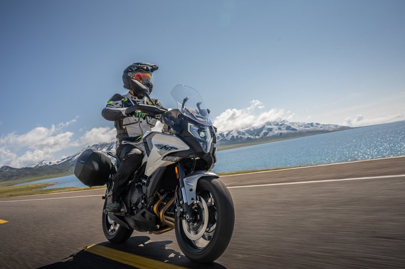 Motos CFMOTO Adventure: Viajes largos con confort