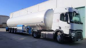 Extienden vida útil de vehículos para transporte especial