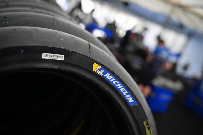 Nuevas especificaciones de neumáticos para MotoGP en 2025