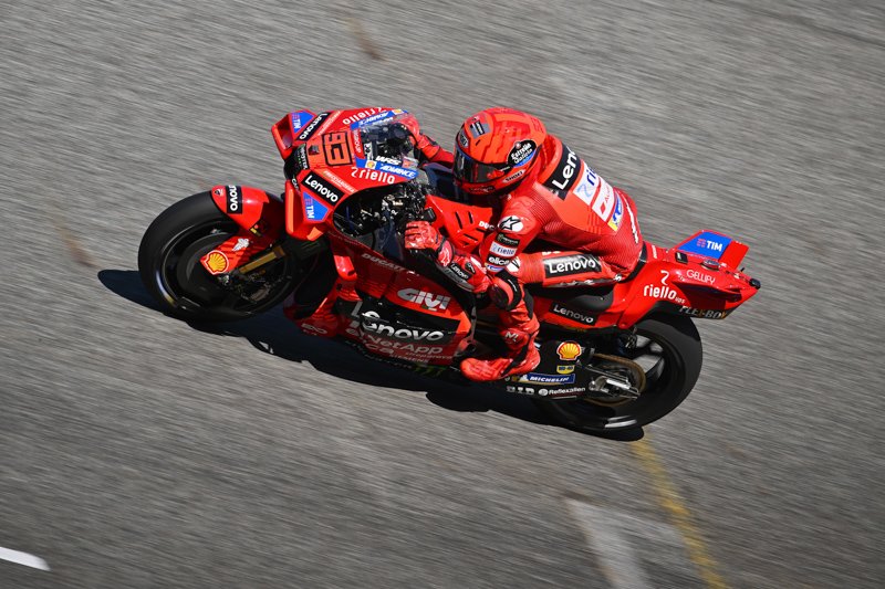 Nuevas especificaciones de neumáticos para MotoGP en 2025