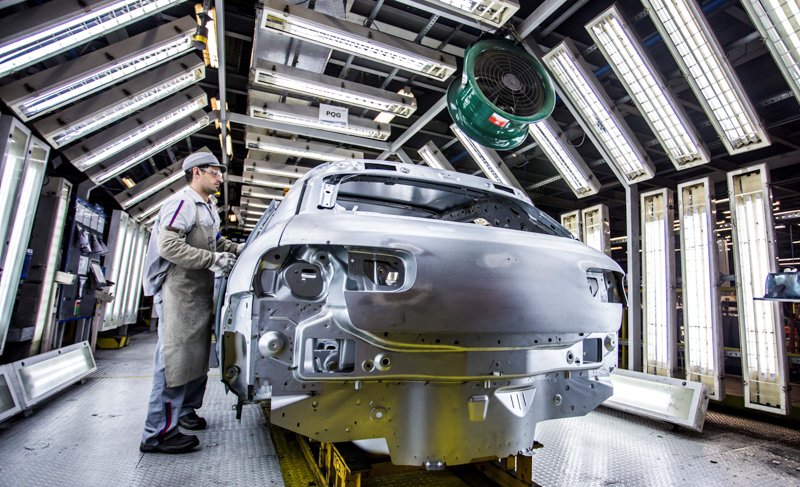 Crecimiento del 12,8% en ventas de vehículos en febrero