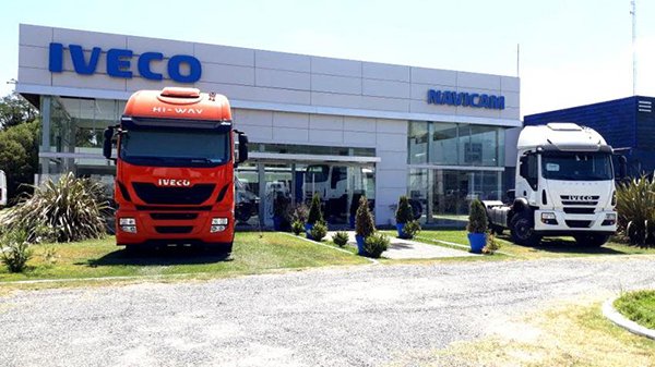 tape-2018-05-04-se-agranda-la-familia-iveco-01