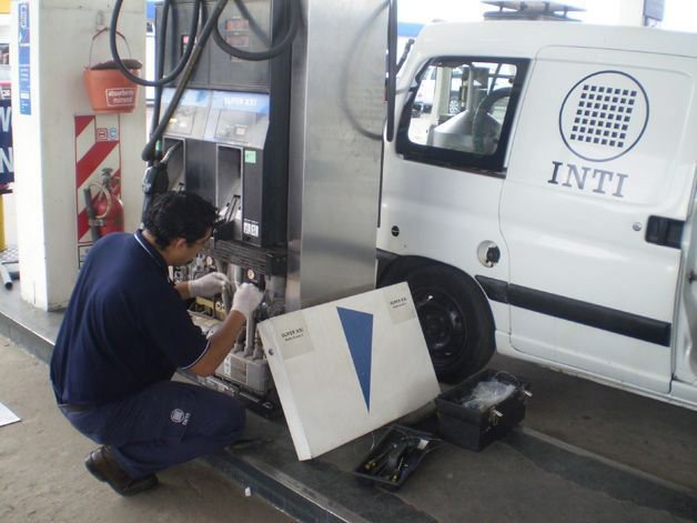 El INTI retoma controles en estaciones de servicio