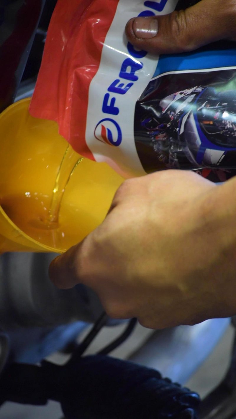 Fercol: cuándo cambiar el aceite de tu moto