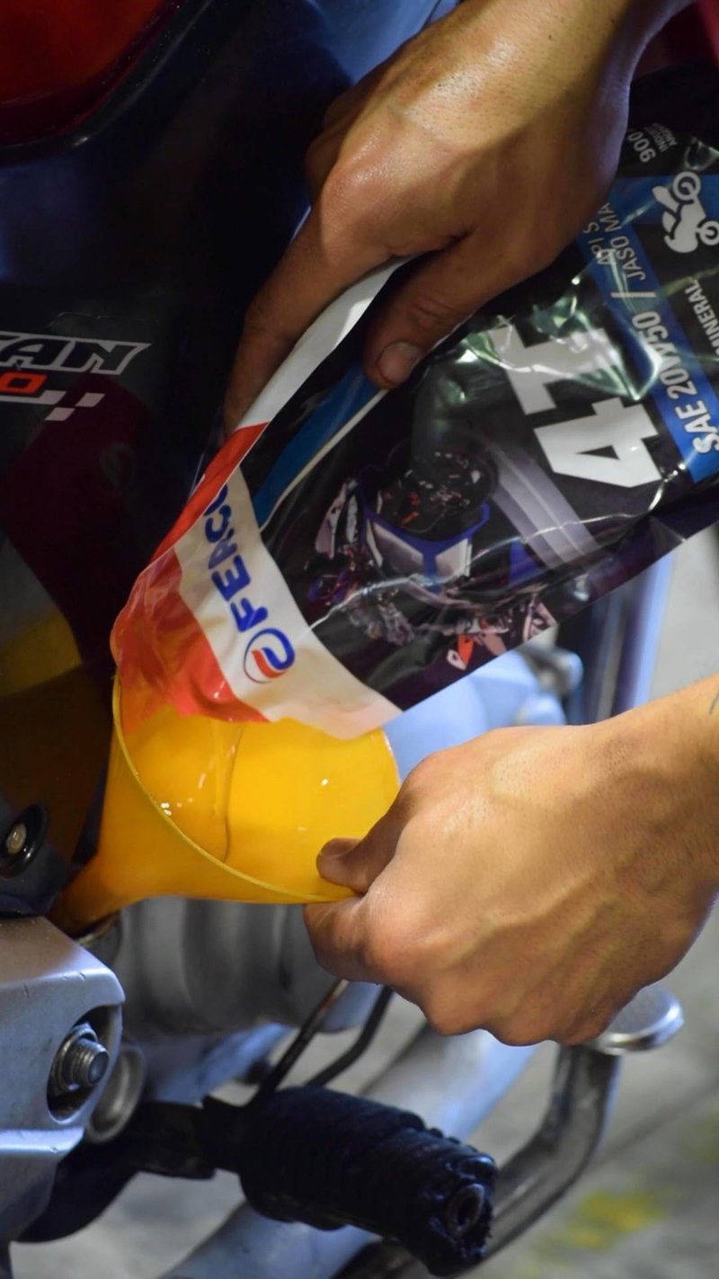 Fercol: cuándo cambiar el aceite de tu moto