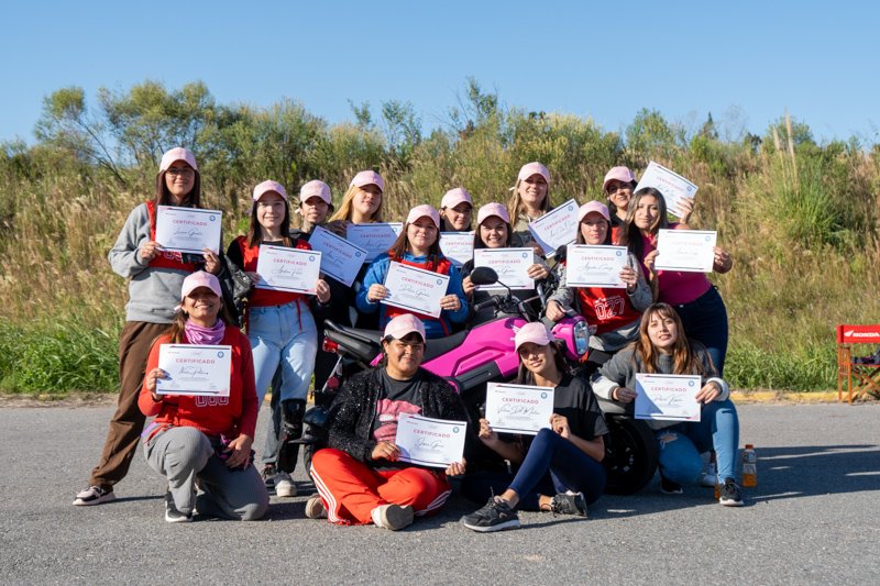 Alas en Movimiento cerró su primera edición