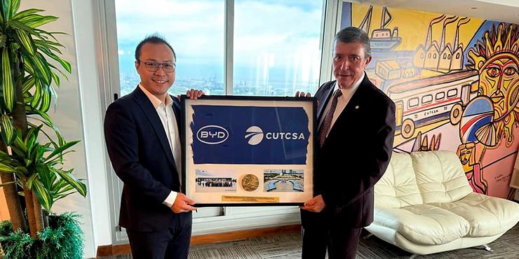 BYD y CUTCSA impulsan carga gratis para taxis eléctricos
