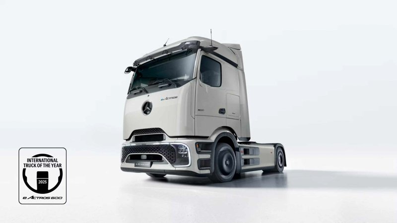 Mercedes-Benz eActros 600 va por récord en reversa