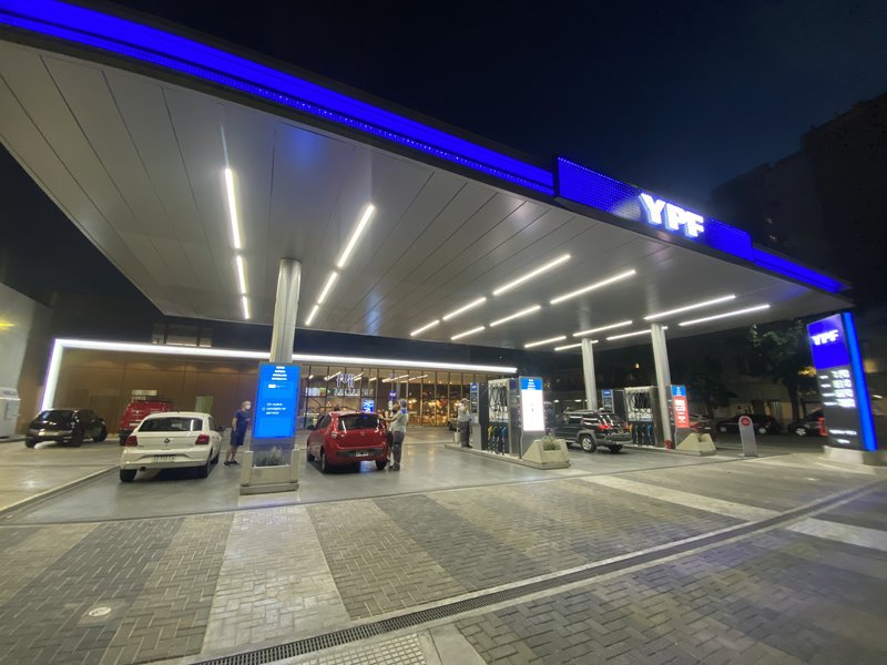 CECHA y YPF dialogan sobre rentabilidad de la red