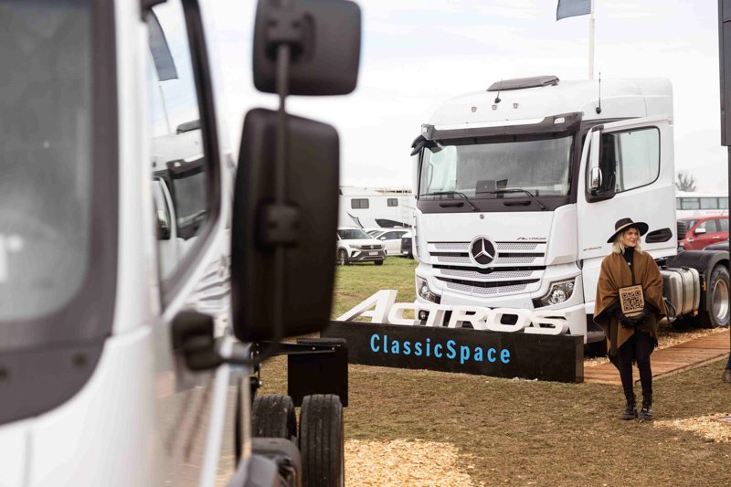 Mercedes-Benz presentó su oferta para el agro